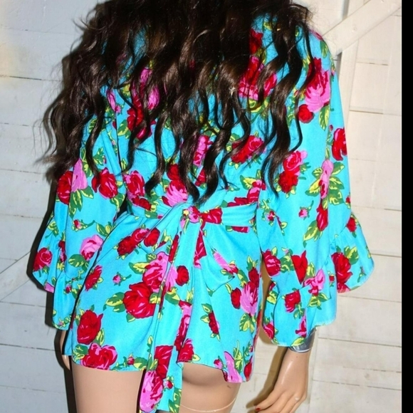 Betsey Johnson Blue Ruffled Floral Boho Blouse Medium.   FL - Picture 2 of 5